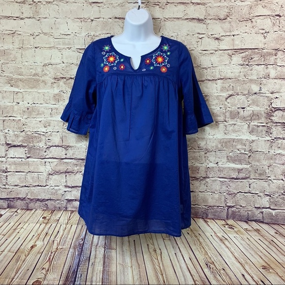 Lands End Blue Floral Embroidered Short Sleeve Top - Picture 1 of 12